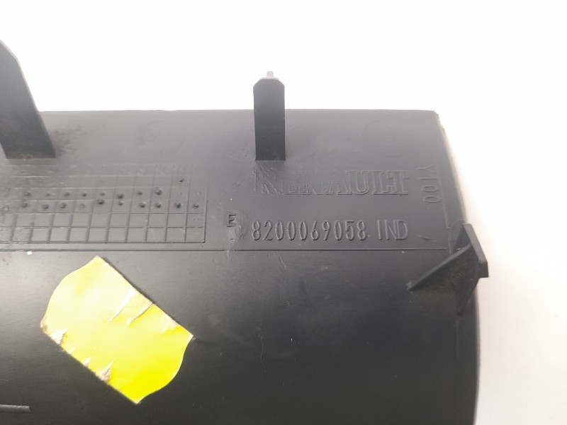 Recambio de moldura para renault clio ii (bb_/cb_) 1.5 dci (b/cb07) referencia OEM IAM 8200069058  