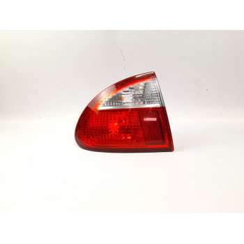 PILOTO TRASERO IZQUIERDO 1M6945095A 