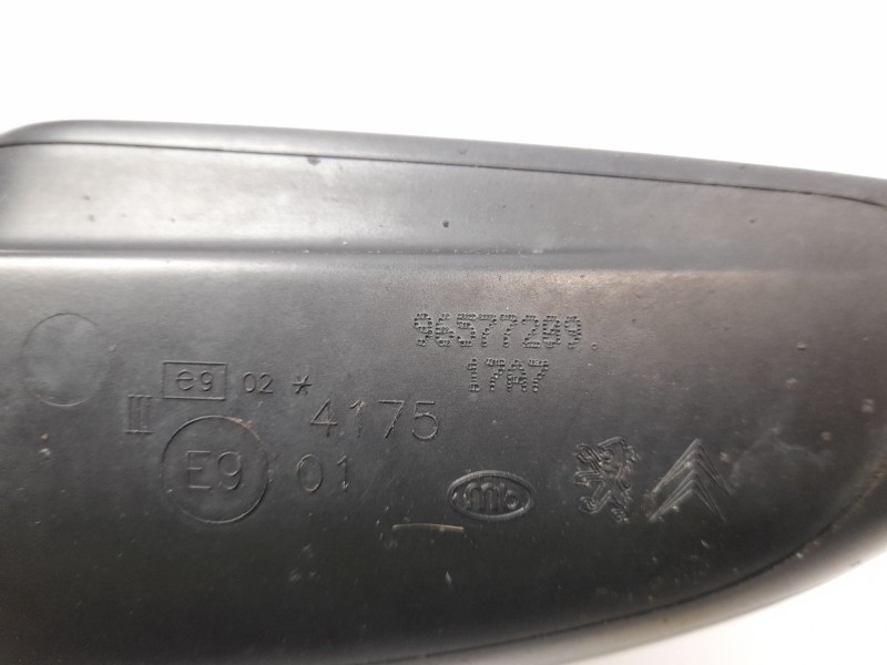 Recambio de retrovisor derecho para peugeot 307 5p xs+hdi referencia OEM IAM 96577209  
