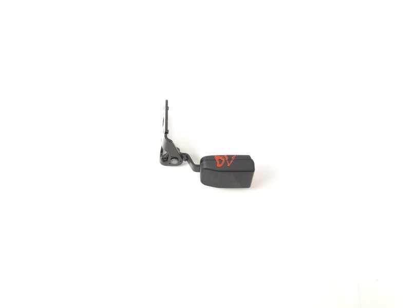 Recambio de enganche cinturon seguridad trasero izquierdo para peugeot 307 5p xs+hdi referencia OEM IAM B8895  