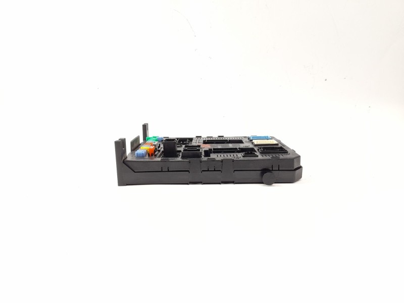 Recambio de caja reles / fusibles para peugeot 307 5p xs+hdi referencia OEM IAM 9663510580 281197392A 216760315B