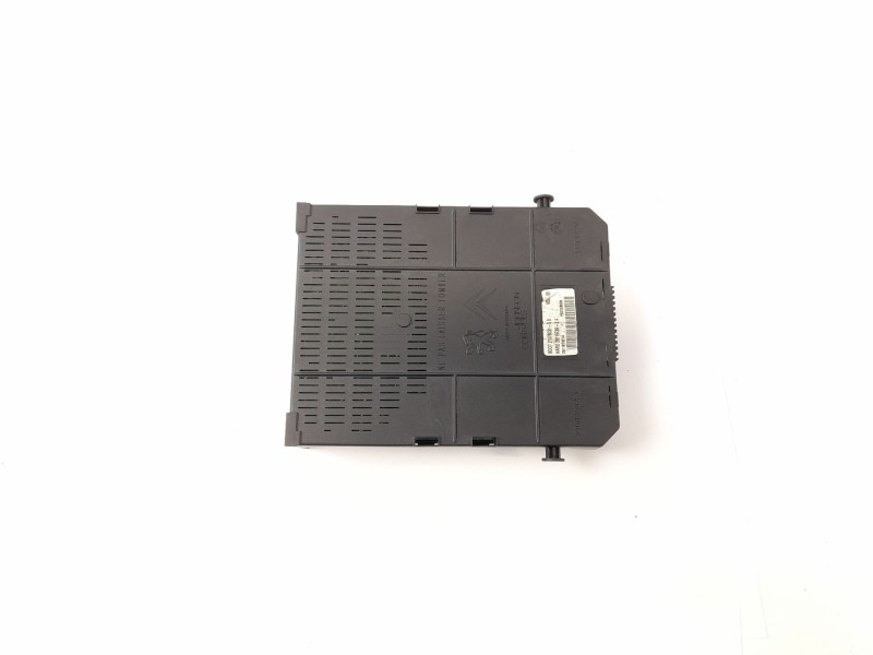 Recambio de caja reles / fusibles para peugeot 307 5p xs+hdi referencia OEM IAM 9663510580 281197392A 216760315B