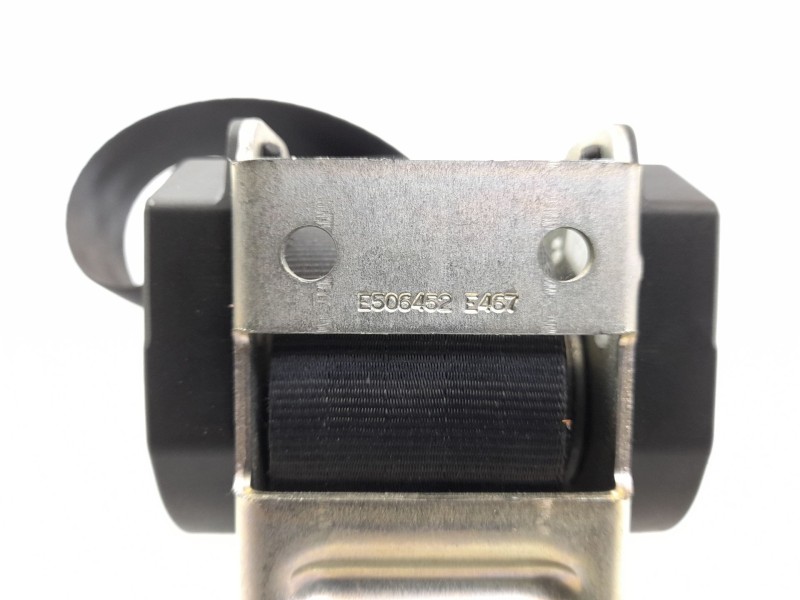 Recambio de cinturon seguridad trasero derecha para peugeot 307 5p xs+hdi referencia OEM IAM E506452  