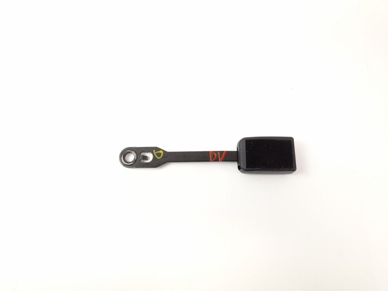 Recambio de enganche cinturon seguridad delantero derecho para peugeot 307 5p xs+hdi referencia OEM IAM   