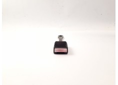 Recambio de enganche cinturon seguridad delantero derecho para peugeot 307 5p xs+hdi referencia OEM IAM    2