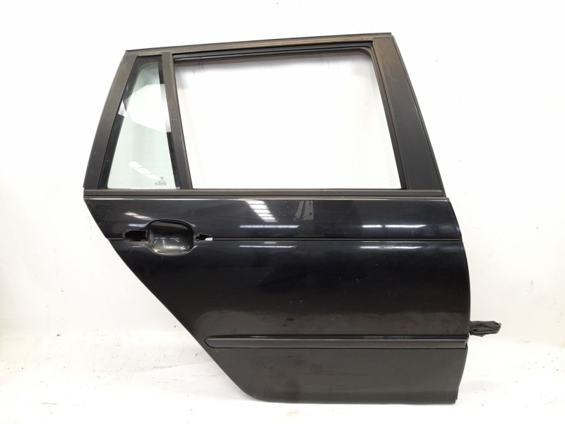 Recambio de puerta trasera derecha para bmw serie 3 touring (e46) 320d referencia OEM IAM   