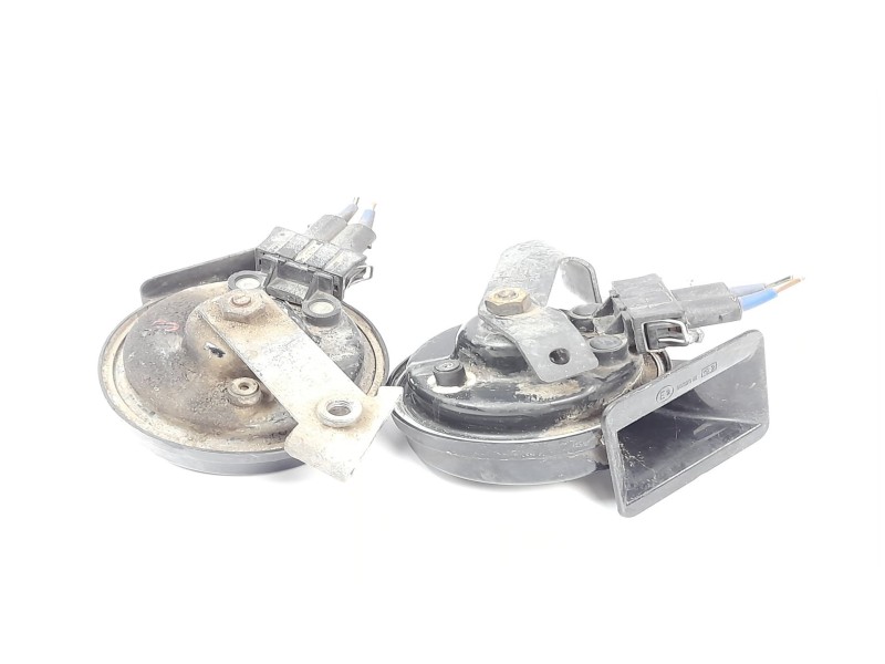Recambio de claxon para volkswagen golf iv berlina (1j1) 1.9 tdi referencia OEM IAM 1J0951182A  