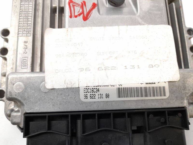 Recambio de centralita motor uce para peugeot 307 5p xs+hdi referencia OEM IAM 9662213180 9644692380 EDC16C34