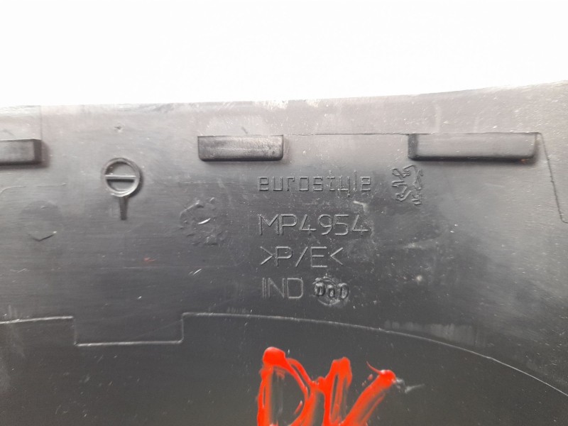 Recambio de moldura para peugeot 307 5p xs+hdi referencia OEM IAM MP4954  