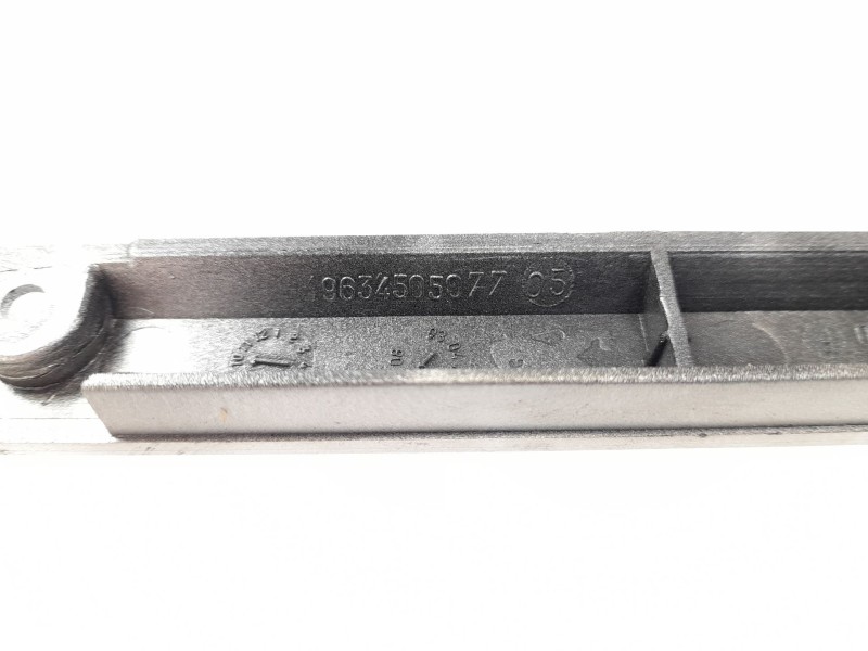 Recambio de moldura para peugeot 307 5p xs+hdi referencia OEM IAM 9634505077  M33906