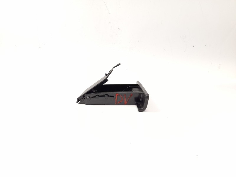 Recambio de cenicero para peugeot 307 5p xs+hdi referencia OEM IAM 9637031977  