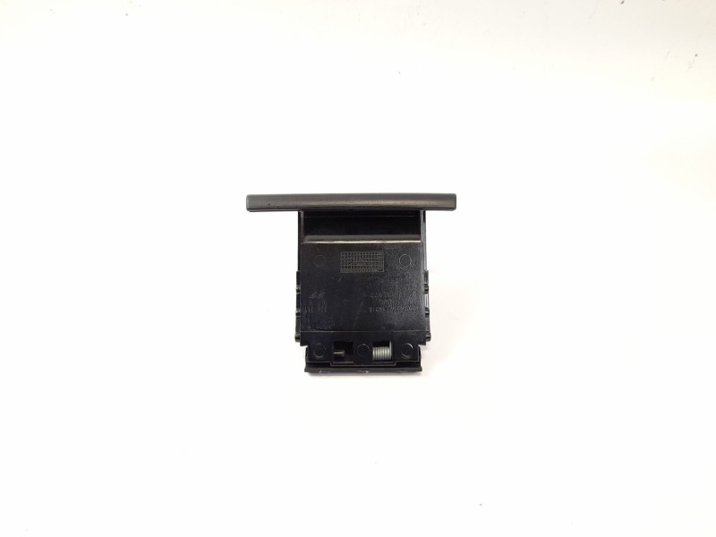 Recambio de cenicero para peugeot 307 5p xs+hdi referencia OEM IAM 9637031977  