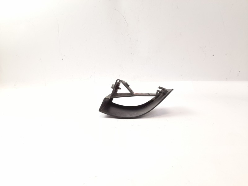 Recambio de moldura para renault super 5 (b/c40_) 1.1 (b/c/401) referencia OEM IAM 7700756573  