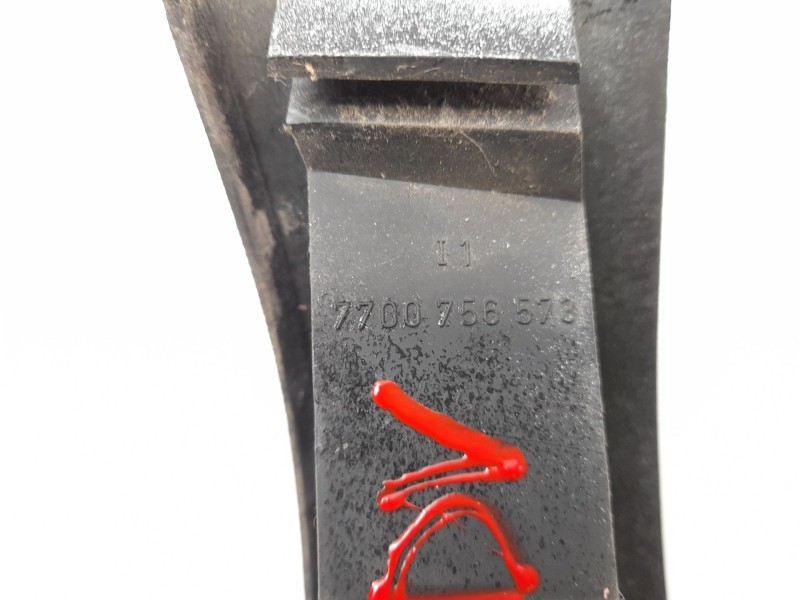 Recambio de moldura para renault super 5 (b/c40_) 1.1 (b/c/401) referencia OEM IAM 7700756573  