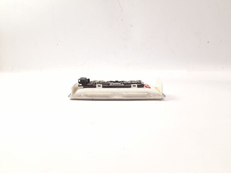 Recambio de luz interior para bmw serie 3 touring (e46) 320d referencia OEM IAM 63318364928  