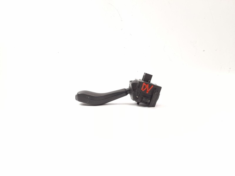 Recambio de mando intermitentes para bmw serie 3 touring (e46) 320d referencia OEM IAM 8363668 SAEQB96013 01104010