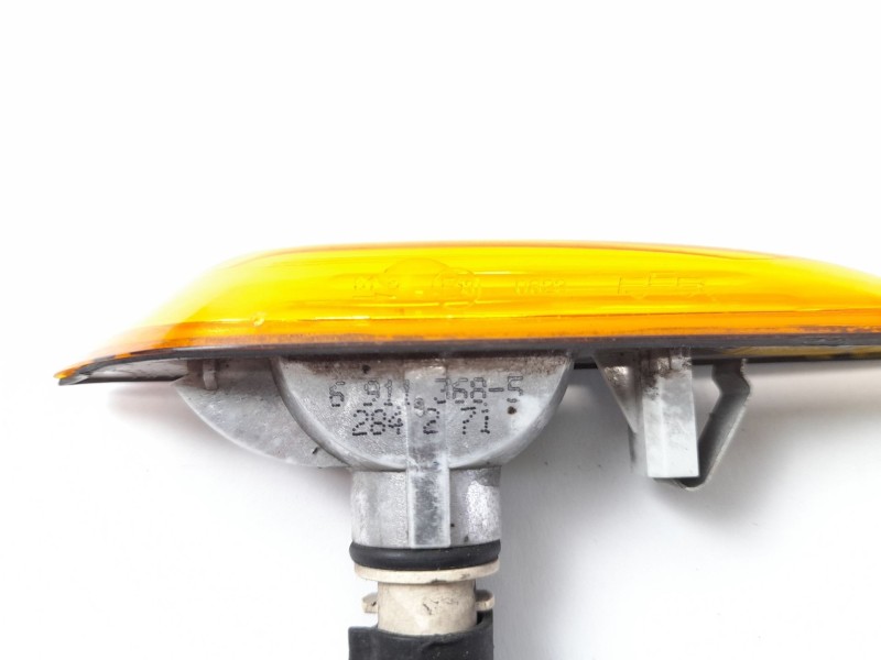 Recambio de piloto lateral derecho para bmw serie 3 touring (e46) 320d referencia OEM IAM 69113685  4166R
