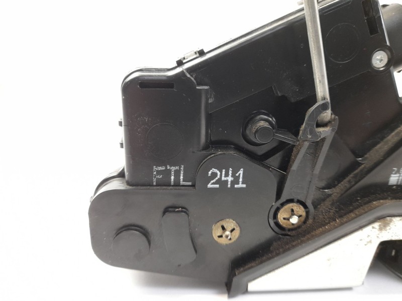 Recambio de cerradura puerta delantera izquierda para bmw serie 3 touring (e46) 320d referencia OEM IAM FTL241  