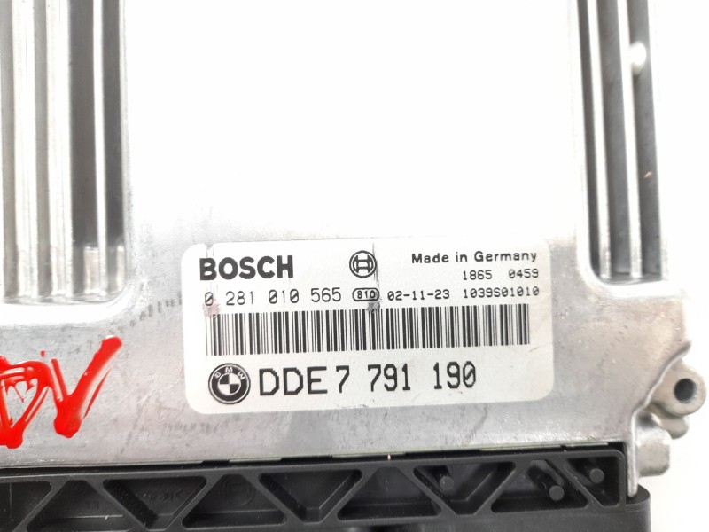 Recambio de centralita motor uce para bmw serie 3 touring (e46) 320d referencia OEM IAM DDE7791190 0281010565 7791305