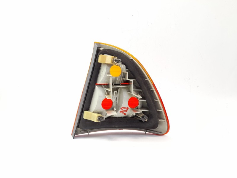 Recambio de piloto trasero izquierdo para bmw serie 3 touring (e46) 320d referencia OEM IAM 63216905627  28670102