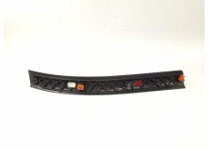 Recambio de moldura para bmw serie 3 touring (e46) 320d referencia OEM IAM 8196102   2