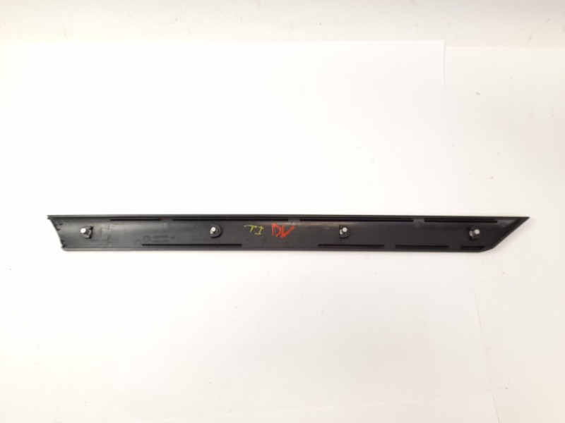 Recambio de moldura para bmw serie 3 touring (e46) 320d referencia OEM IAM 8213995  