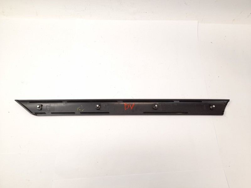 Recambio de moldura para bmw serie 3 touring (e46) 320d referencia OEM IAM 8213996  