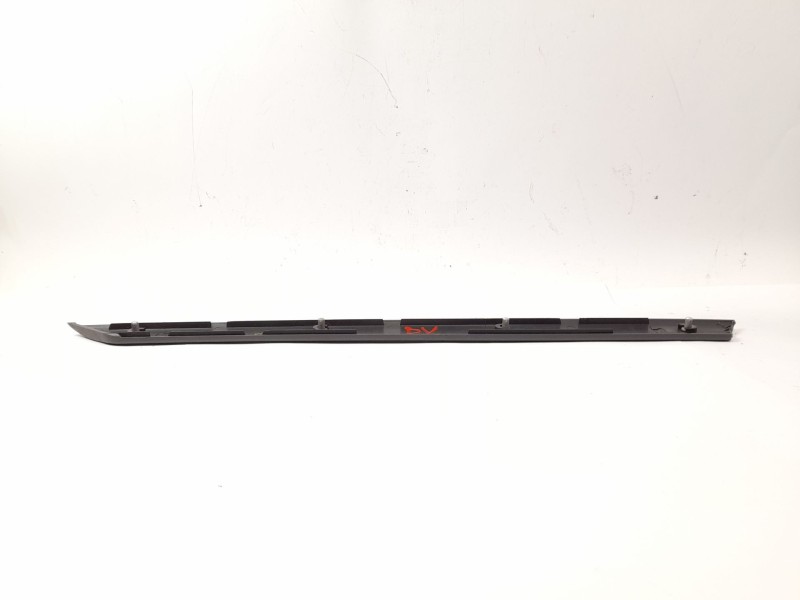 Recambio de moldura para bmw serie 3 touring (e46) 320d referencia OEM IAM 8213996  