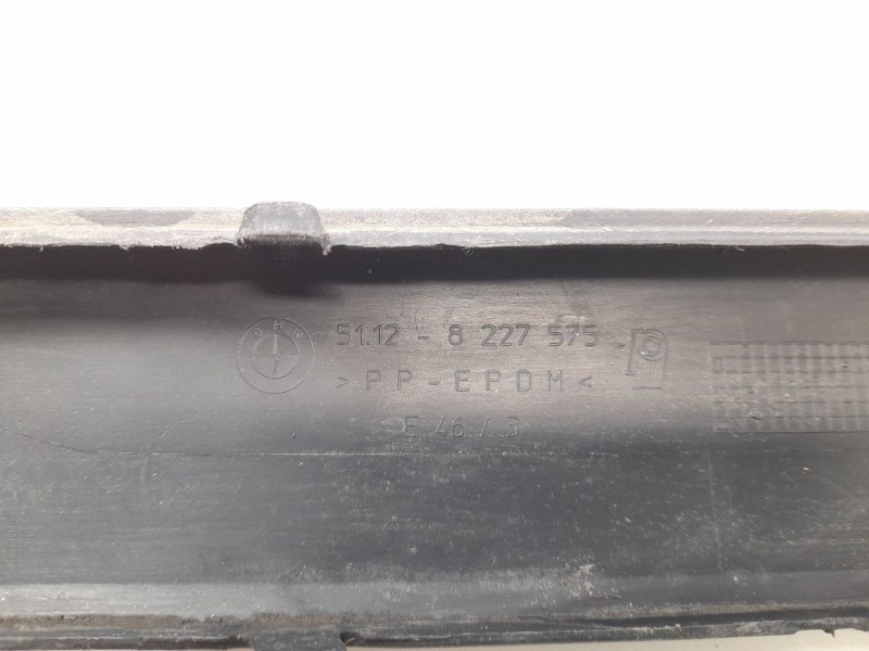 Recambio de moldura para bmw serie 3 touring (e46) 320d referencia OEM IAM 51128227575  
