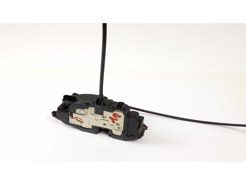 Recambio de cerradura puerta delantera derecha para renault megane iii coupe dynamique referencia OEM IAM 805020003R  
