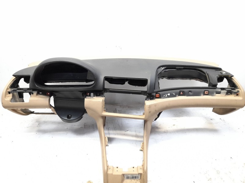 Recambio de salpicadero para bmw serie 3 touring (e46) 320d referencia OEM IAM 8222751  
