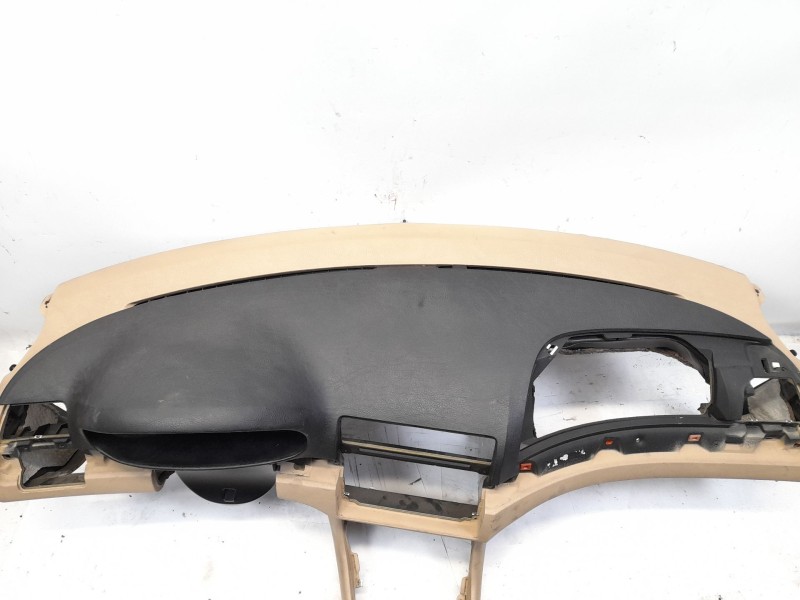 Recambio de salpicadero para bmw serie 3 touring (e46) 320d referencia OEM IAM 8222751  