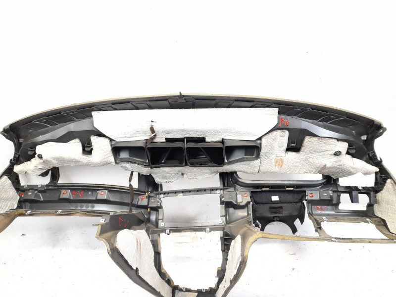 Recambio de salpicadero para bmw serie 3 touring (e46) 320d referencia OEM IAM 8222751  