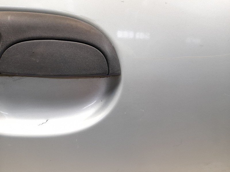 Recambio de puerta delantera derecha para renault kangoo (f/kc0) alize referencia OEM IAM   