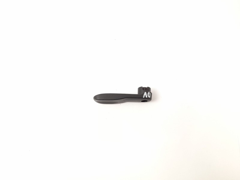 Recambio de maneta interior porton para renault kangoo (f/kc0) alize referencia OEM IAM 7700303589  95313100