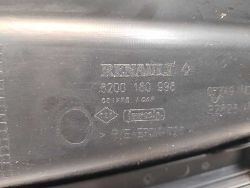 Recambio de salpicadero para renault kangoo (f/kc0) alize referencia OEM IAM 8200180998  