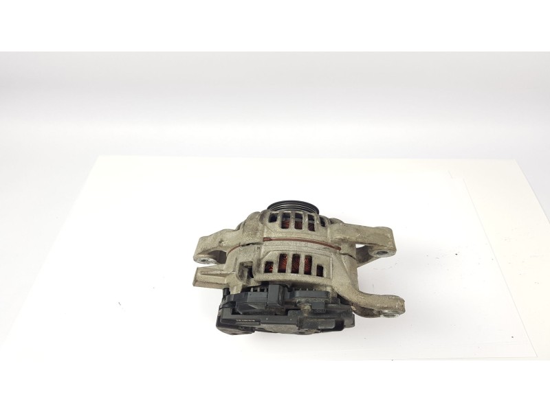 Recambio de alternador para opel astra g berlina 1.6 16v referencia OEM IAM 0124225002  