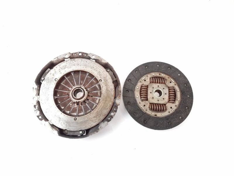 Recambio de kit embrague para fiat ulysse (179_) 2.2 jtd referencia OEM IAM 186072  