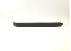 Recambio de moldura para renault 21 sedán (l48_) 1.7 (l48e) referencia OEM IAM 7700789901  