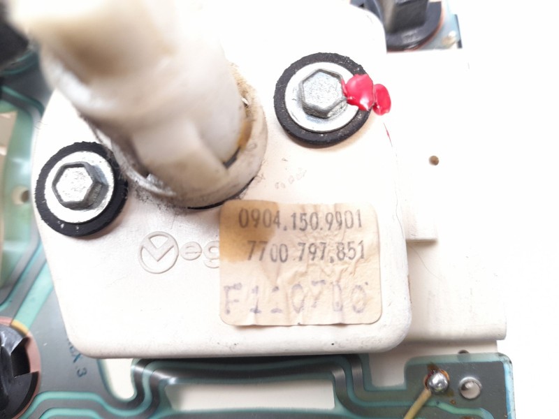 Recambio de cuadro instrumentos para renault 21 sedán (l48_) 1.7 (l48e) referencia OEM IAM 7700797851  09041509901