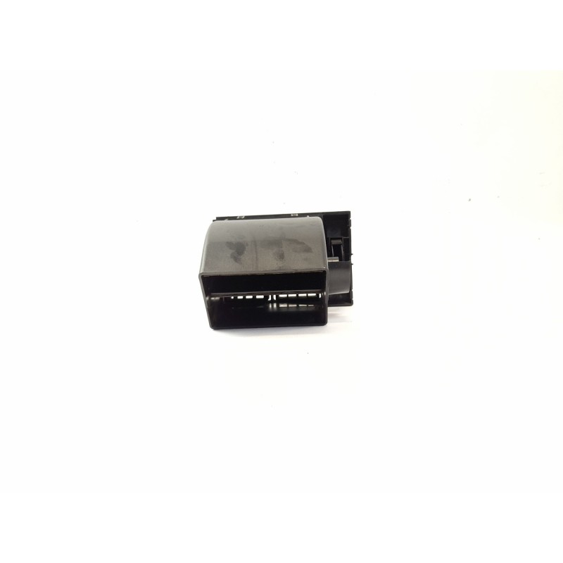 Recambio de rejilla del aire delantera central para renault 21 sedán (l48_) 1.7 (l48e) referencia OEM IAM 7700786106  