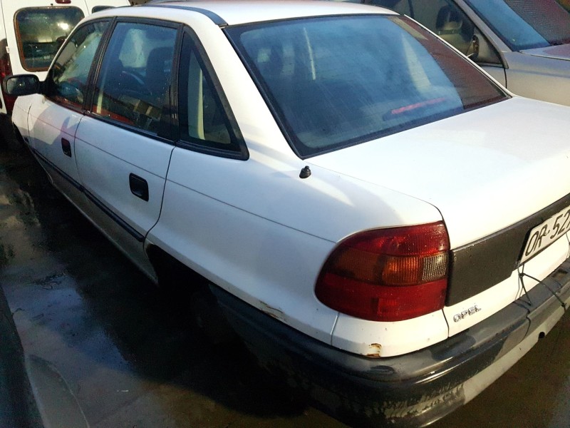 opel astra f caravan del año 1997