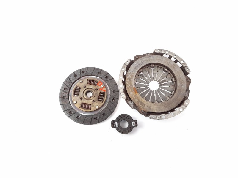 Recambio de kit embrague para peugeot 106 (s2) sketch referencia OEM IAM   