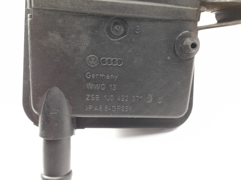Recambio de deposito direccion para volkswagen golf iv berlina (1j1) 1.9 tdi referencia OEM IAM 1J0422371  