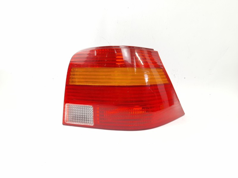 Recambio de piloto trasero derecho para volkswagen golf iv berlina (1j1) 1.9 tdi referencia OEM IAM 084411974R  