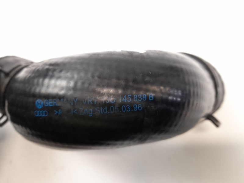 Recambio de tubo para volkswagen golf iv berlina (1j1) 1.9 tdi referencia OEM IAM 1J0145838B  