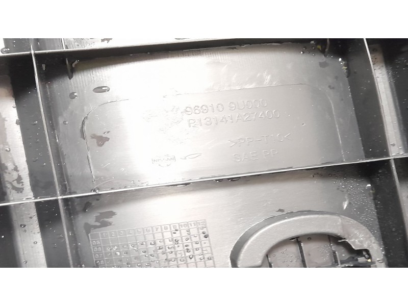 Recambio de consola central para nissan note (e11e) 1.5 dci referencia OEM IAM 96910 969109U000 