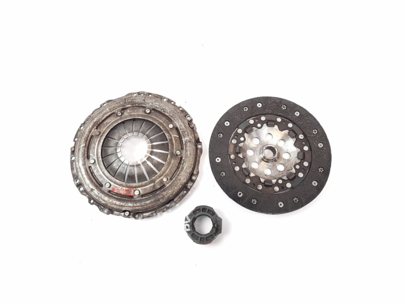Recambio de kit embrague para volkswagen golf iv berlina (1j1) 1.9 tdi referencia OEM IAM 8159637  