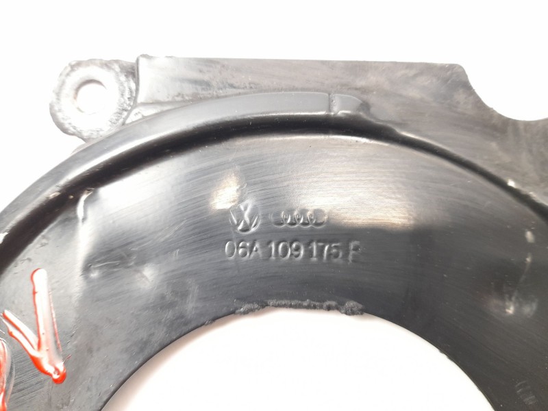Recambio de tapa distribucion para volkswagen golf iv berlina (1j1) 1.9 tdi referencia OEM IAM 06A109175B  
