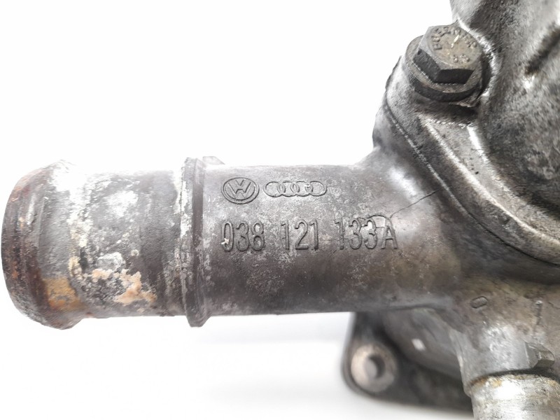 Recambio de termostato para volkswagen golf iv berlina (1j1) 1.9 tdi referencia OEM IAM 038121133A  
